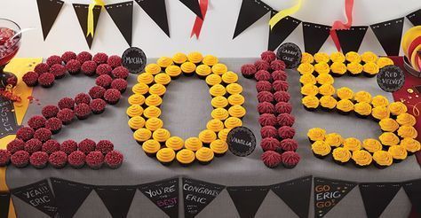 25 Killer Ideas to Throw an Amazing Graduation Party - Raising Teens Today Graduation Cupcake Display, Grad Party Food, Graduation Desserts, Graduation Open House, Graduating High School, Graduation Party High, 5th Grade Graduation, Graduation Party Foods, Senior Graduation Party