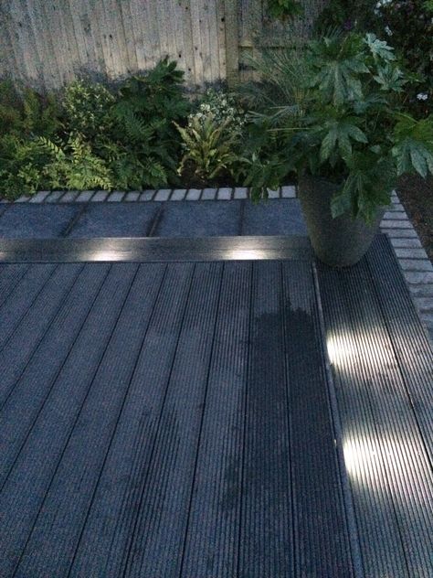 Garden lighting. Decking composite, paving, dark grey. Grey Decking Ideas, Grey Decking, Unique Yard Art, Decking Ideas, Luxury Garden Furniture, Bathroom Sink Decor, Above Ground Pool Decks, Meteor Garden 2018, Luxury Garden