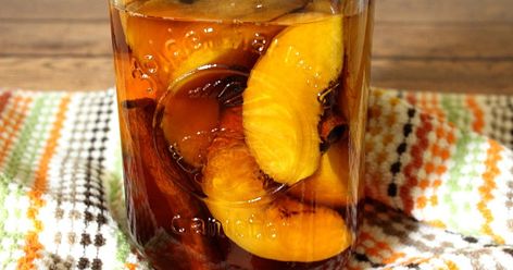 Infused Alcohol Recipes, Diy Whiskey, Peach Bourbon, Peach Whiskey, Infused Liquors, Alcohol Beverages, Dried Peaches, Bourbon Recipes, Whiskey Recipes