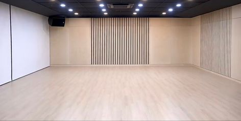 Hybe Dance Practice, Bighit Practice Room, Bighit Dance Practice Room, Bighit Background Zoom, Practice Dance Room, Hybe Practice Room Background, Hybe Dancing Room, Hybe Dance Room Background, Hybe Dance Practice Room