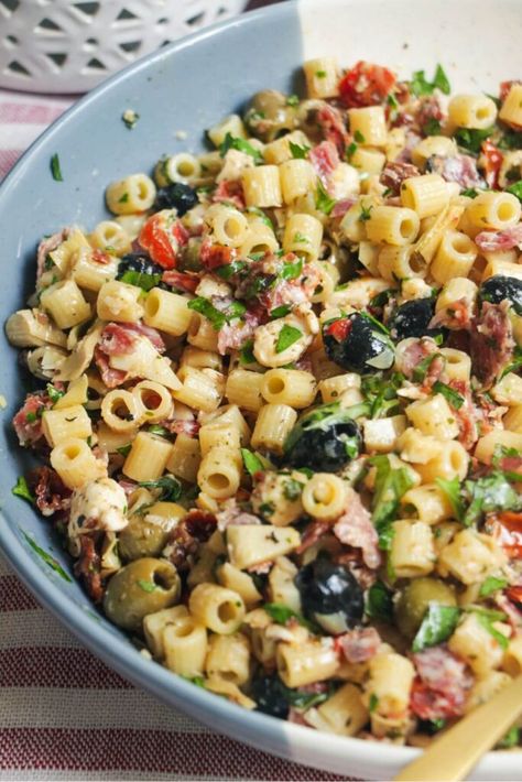 Loaded Italian Antipasti Deli Pasta Salad - Dished by Kate Deli Side Dishes, Publix Pasta Salad Recipe, Deli Pasta Salad, Turkey Pasta Salad, Salami Pasta, Antipasto Pasta Salad, Salad Italian, Antipasto Pasta Salads, Zesty Italian Dressing