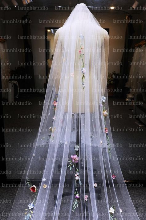 Flower Veil Wedding, Bespoke Veil, Embroidery Veil, Wedding Cape Veil, Floral Wedding Veils, Custom Veil, Lace Veils Bridal, Floral Veil, Tulle Embroidery