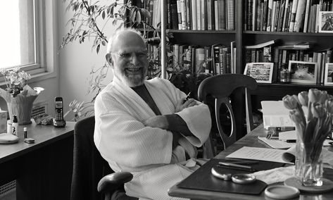 Oliver Sacks, Writers Desk, Medical Degree, Mid Life Crisis, Kindred Spirits, Meaningful Life, New Yorker, The Guardian, Love Letters