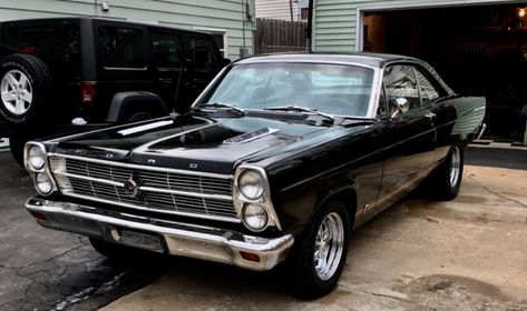 This 1966 Ford Fairlane GT has been off the road for about a year. It's set up for speed and just needs some mechanical and cosmetic TLC. #Fairlane500, #FairlaneGT, #FairlaneXL, #Ford 1966 Ford Fairlane, Ford Fairlane 500, Fairlane 500, Black Bucket, Ford Fairlane, Square Body, S Car, Barn Finds, Super Sport