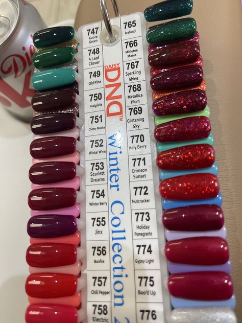 Dnd Gel Christmas Colors, Dnd Boysenberry, Dark Fall Nail Colors Dnd, Dnd 754 Winter Berry, Dnd Gel Winter Colors, Dnd Holiday Nails, Dnd Wineberry Gel Polish, Dnd Fall Colors 2023, Dnd Scarlet Dreams