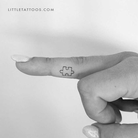 Puzzle Peice, Dallas Tattoo, Puzzle Piece Tattoo, Puzzle Tattoos, Tiny Tats, Matching Best Friend Tattoos, Best Friend Tattoos, Sister Tattoos, Tattoo Set