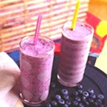 Blue Smoothie Recipes, Booster Juice, Blue Smoothie, Highbush Blueberry, Very Berry, Pineapple Smoothie, Blueberries Smoothie, Breakfast Drink, Blueberry Recipes