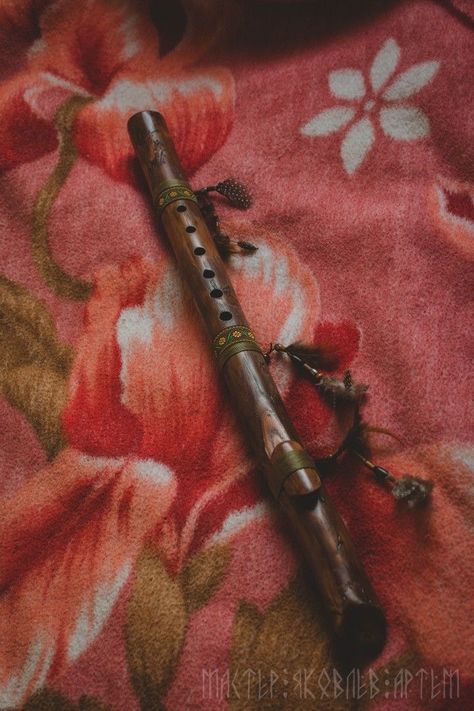 Dnd Bard Flute, Instruments Aesthetic, Wood Flute, Wooden Whistle, Dnd Bard, Wooden Flute, Pan Flute, Bard College, Dnd Races