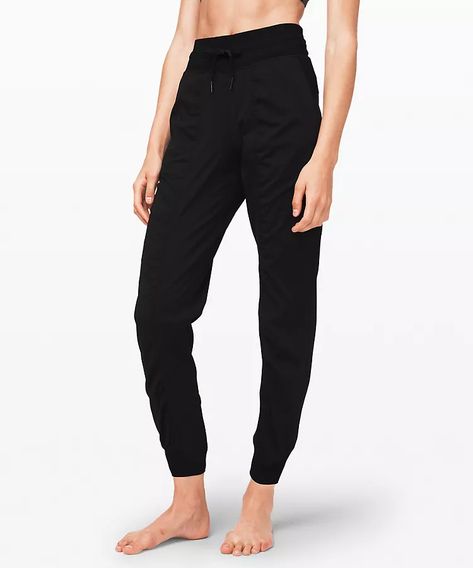 Dance Studio Joggers, Lululemon Dance Studio Jogger, Womens Workout Shoes, Closet Wishlist, Lululemon Joggers, Winter Styles, Lululemon Pants, Black Joggers, Joggers Womens