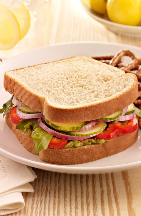 Sara Lee Bread Veggie Delight Sandwich. Stay happy with this veggie delight sandwich. Low Oxalate Diet, Oxalate Diet, Vegetable Bread, Low Oxalate, Bread Sandwich, African Cooking, Sara Lee, Red Onion Salad, Veggie Sandwich