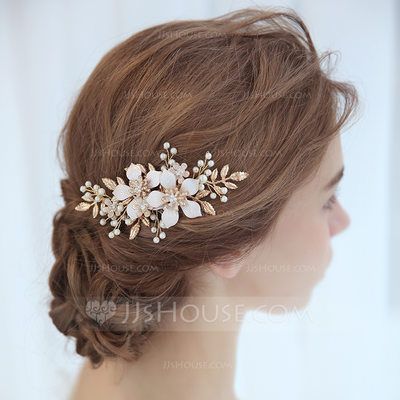 [£11.00] Ladies Unique Alloy/Imitation Pearls Combs Bridal Flower Hair Comb, Gold Hair Accessories Wedding, Hair Comb Clips, Wedding Hair Headband, Floral Hair Pins, Gold Hair Accessories, Bridal Hair Jewelry, Bridal Hair Clip, Bridal Hair Flowers