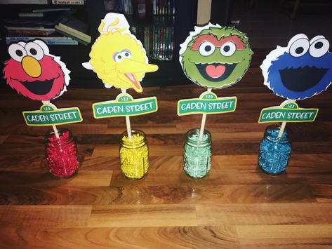 Sesame Street 2nd Birthday, Seaseme Street Birthday Party, Sesame Street Centerpiece, Knight Birthday Party, Elmo Birthday Party, 30th Birthday Decorations, Sesame Street Birthday Party, Elmo Party, Sesame Street Party