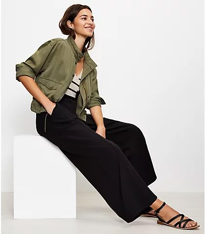 Wide Leg Pants for Women | LOFT Cropped Pants Outfit, Black Pants Outfit, Linen Pants Outfit, Look Boho Chic, Wide Leg Pants Outfit, Black Linen Pants, Wide Leg Crop Pants, Black Wide Leg Pants, Summer Work Outfits