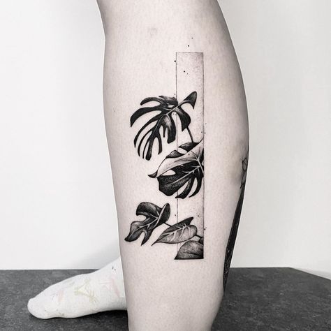 Monstera Tattoos, Monstera Deliciosa Tattoo, Monstera Tattoo, Graphic Tattoos, Botanical Tattoo Design, Realistic Butterfly Tattoo, Cover Up Tattoos For Women, Organic Tattoo, Leaf Tattoo