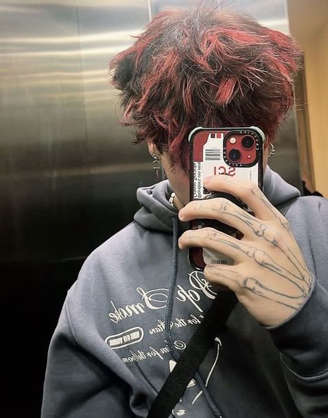 Short Dyed Hair, Red Hair Men, Dyed Tips, Black Red Hair, Dyed Hair Men, Split Dyed Hair, Hair Change, Men Haircut Curly Hair, Dyed Red Hair