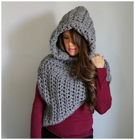 Ravelry: Bulky Hooded Katniss Cowl by MJ's Off The Hook Designs Cross Projects, Katniss Cowl, Crochet Hooded Cowl, Crochet Hooded Scarf, Crochet Hood, Ravelry Knitting, Hooded Cowl, Crochet Cowl Pattern, Off The Hook