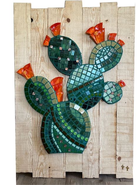 Cactus Wall Mosaic mounted on boards using a tropical flower bowl to create the flowers. Free Mosaic Flower Patterns, Mosaic Succulent Art, Cactus Mosaic Ideas, Plant Mosaic Art, Boho Mosaic Ideas, Ceramic Tile Mosaic Art, Mosaic Cactus Patterns, Mosaic Yard Art, Mosaic Designs Easy