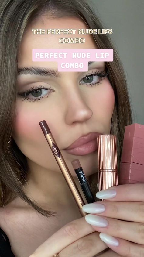 makeupbyarlinda on TikTok Lips Combo, Nude Lip Makeup, Glossy Lips Makeup, Maquillage On Fleek, Peach Lipstick, Lipstick Hacks, Lip Tutorial, Lipstick Tutorial, Kylie Jenner Lipstick