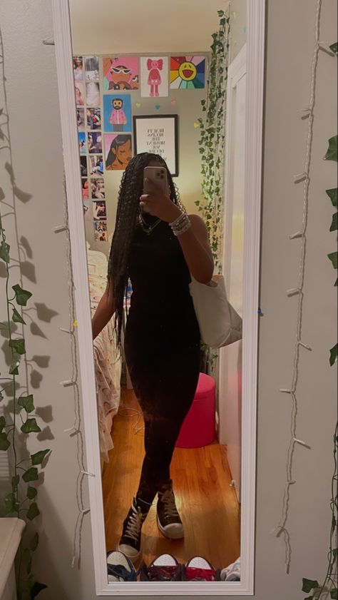 Black Girls Mirror No Face, Mirror Pictures Black Women, Mirror Pics Black Women, Black Girls Mirror, Mirror Selfie Black Women, Rick Owens Outfit Black, Rick Owens Outfit Black Women, Rick Owens Shoes Outfit, Black Bodysuit Outfit