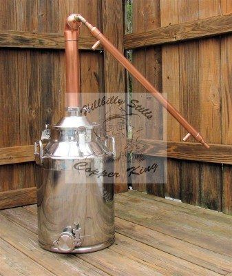 8 Gallon Copper Moonshine Still Kit Moonshine Stills For Sale, Moonshine Still Kits, Moonshine Still Plans, Copper Moonshine Still, Alcohol Still, Home Distilling, Distilling Equipment, Whiskey Still, Wine Making Kits