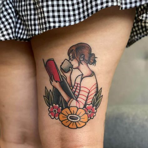 22 Cool Book Tattoo Ideas for Women - Mom's Got the Stuff Girl Reading Tattoo, Book Tattoo Ideas For Women, Librarian Tattoo, Black Tattoo Ideas, Book Tattoo Ideas, Reading Tattoo, Traditional Tattoo Woman, Book Tattoos, Best Cover Up Tattoos