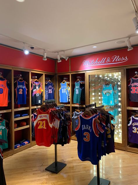 #nyc #basket #mvp #nba #nbaallstar #basketball Nba Store, Store Layout, Zimbabwe, All Star, Nba, Sports Jersey, Basketball, Layout, Quick Saves