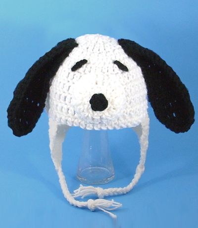 Snoopy crocheted hat. Or is it?? Crochet Character Hats, Snoopy Dog, Funky Hats, Novelty Hats, Earflap Hat, Kawaii Crochet, Animal Hats, Crochet Fashion Patterns, Hat Ideas