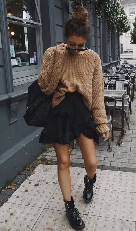 Skirt Outfits Fall, Fall Fashion Trends Women, Perfect Fall Outfit, Boating Outfit, Miniskirt Outfits, Winter Skirt, Trendy Fall Outfits, Outfit Fall, Trendy Fall