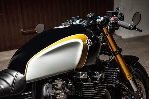 Cafe Racer Tank, Yamaha Xjr 1300, Bike Yamaha, Yamaha Xjr, Xjr 1300, Motorcycle Brands, Bike Tank, Brat Cafe, Motos Yamaha