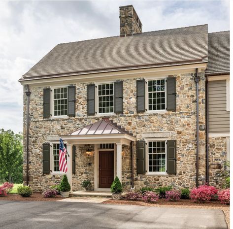 Colonial Living Room, Period Architecture, Home Remodeling Exterior, Stone Homes, Swedish Farmhouse, Colonial Cottage, Colonial House Exteriors, Southern Cottage, Stone Farmhouse