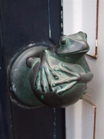 Door Knobs And Knockers, Door Detail, Door Knocker, Door Furniture, Beautiful Doors, Knobs And Handles, Door Knockers, Door Knob, Find Beauty