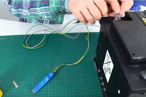 How to Make a MINI Spot Welder for Cheap / 12 V: 5 Steps Diy Spot Welder How To Make, Spot Welder, Electronics Projects Diy, Ham Radio, Diy Electronics, Car Battery, Electronics Projects, Projects Diy, Metal Working