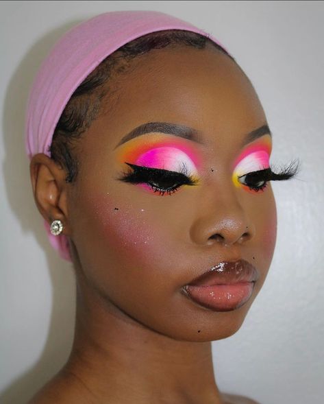 Spring is here inspired look created with the Averie Boss Beauty eyeshadow palette. Pink eyeshadow, yellow eyeshadow, creative makeup Cute Eye Makeup, Makeup For Black Skin, Magical Makeup, Glam Makeup Look, Dope Makeup, Bold Makeup, Creative Eye Makeup, Creative Makeup Looks, Glamour Makeup