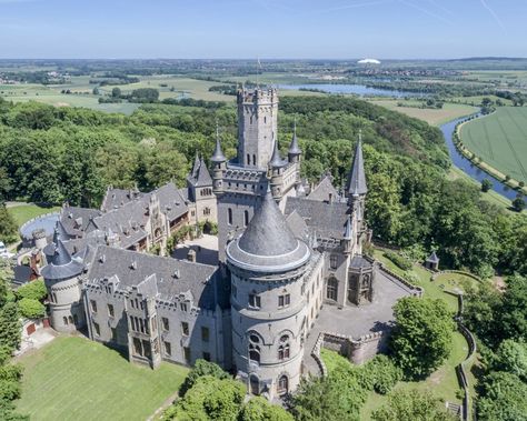 Marienburg Castle Castle House Plans, Castle Project, Castle Germany, Germany Castles, Dr House, English Manor, Castle House, Disneyland Park, Luxury Homes Dream Houses