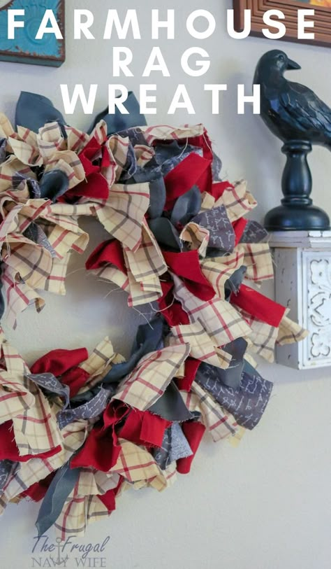 Diy Rag Wreath How To Make, Star Rag Wreath, Fabric Wreath Ideas, 4th Of July Crafts Diy, Rag Wreaths How To Make A, Wreath Quilts, Rag Wreath Ideas, Farmhouse Wreath Diy, Reunion Recipes