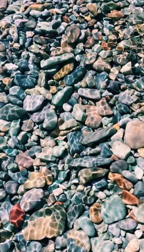 stones under water wallpaper Iphone Wallpaper Travel, Beachy Wallpaper, Waves Wallpaper Iphone, Summer Tumblr, Beach Wallpaper Iphone, Tumblr Iphone, Iphone Wallpaper Vsco, New Wallpaper Iphone, Wall Paper Phone