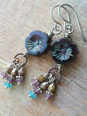 Aloha Flower, Czech Beads Jewelry, Boho Jewelry Diy, Czech Jewelry, Czech Glass Jewelry, Hawaii Jewelry, Flower Purple, Beaded Earrings Diy, Hippie Earrings