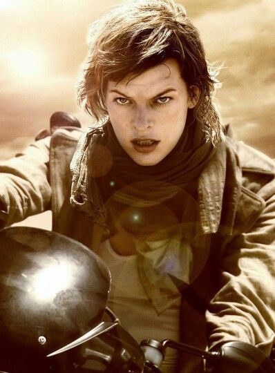 Milla Jovovich Extinction Movie, Resident Evil Extinction, Oded Fehr, Pool Movie, Evil Alice, Resident Evil Art, Resident Evil Alice, Resident Evil Movie, Mila Jovovich