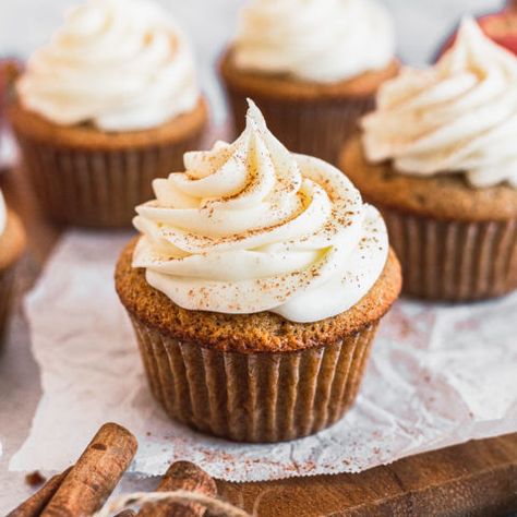 Bourbon Cream Cheese Frosting, Apple Cider Cupcakes, Bourbon Cupcakes, Liquor Cake, Pumpkin Cupcake Recipes, Bourbon Cream, Apple Cupcakes, Coconut Muffins, Carrot Cake Muffins