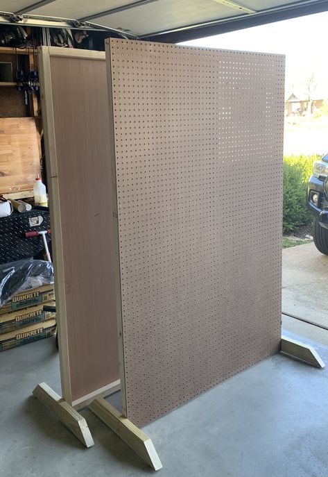 Pegboard Wedding Ideas, Stand Up Peg Board Display, Free Standing Peg Board Display, Peg Board Standing Display, Peg Board Booth Display, Peg Board Merchandise Display, Diy Grid Wall Craft Show, Vendor Booth Wall Display Ideas, Diy Market Backdrop