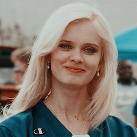 Sydney White, Sara Paxton, Comedy Movies, Iconic Movies, Celebrities Female, Movie Stars, Sydney, Collage, Celebrities