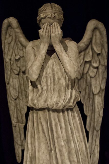 Weeping Angel | Doctor Who Convention 2012 - Costumes and … | Flickr Music Theme Tattoo, Dr Who Villains, Weeping Angel Doctor Who, Weeping Statue, Creatures To Draw, Glinda Dress, Irl Pose Reference, Single Costumes, Oddity Art