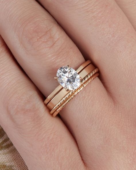 Wedding Rings Slim Band, Simple Wedding Rings Thick Band, Plain Gold Wedding Band Woman, Thick Gold Wedding Bands For Her, Gold Wedding Band Stack, Thick Wedding Band With Engagement Ring, Thick Gold Band Engagement Ring, 2022 Rings, Thick Gold Wedding Band