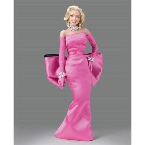 Marilyn Monroe "Diamonds Are A Girl's Best Friend". Diamond Anniversary Collector's Edition 14" musical doll, by The Bradford Exchange/Ashton Drake Galleries, 2012. Marilyn Monroe Diamonds, Marilyn Monroe Dress, Met Gala Dresses, Ashton Drake, Diamond Dress, Prom Dress Inspiration, Norma Jeane, Fashion Catalogue, Gala Dresses