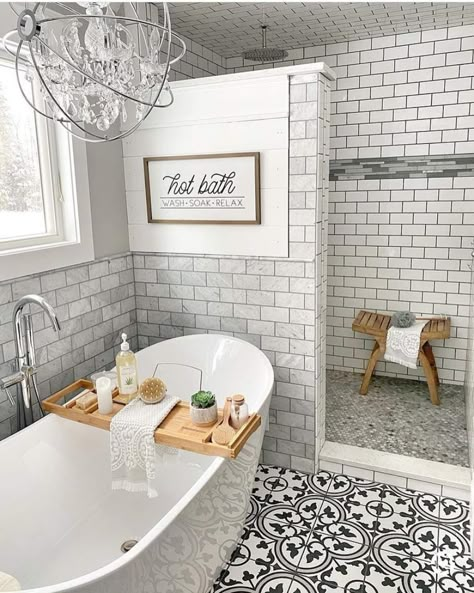 White Subway Tile Shower, Farmhouse Decor Trends, Bathroom Farmhouse Style, Master Bath Remodel, Gorgeous Bathroom, Bathroom Remodel Designs, Bathroom Remodel Shower, Bathroom Redo, Bathroom Renos