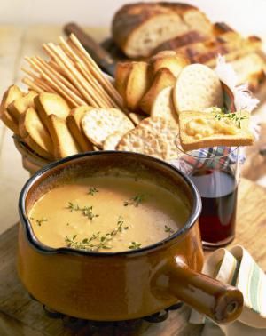 Crab fondue - Brian Hagiwara/Photolibrary/Getty Images Cheese Sauce For Veggies, Cheese Sauce For Macaroni, Fondue Dinner, Fondue Night, Fondue Recipes Cheese, Beer Cheese Dip, Cheddar Cheese Sauce, Fondue Party, Cheese Sauce Recipe