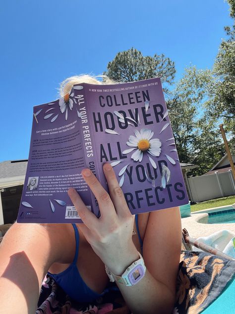 Tiktok Books, Book Mood, Summer Reads, It Ends With Us, Colleen Hoover, Inspo Board, You Are Perfect, Summer Reading, Tanning