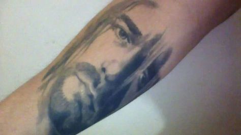 Kurt Cobain tattoo Kurt Cobain Tattoo, Kurt Cobain, Piercings, Tattoos