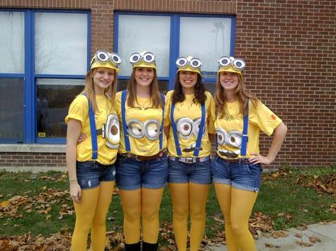 Despicable me(: Minions Fancy Dress, Family Costumes For 3, Office Themed Party, Cat Halloween Makeup, Best Group Halloween Costumes, Minion Halloween, Teacher Halloween Costumes, Minion Costumes, Cute Group Halloween Costumes