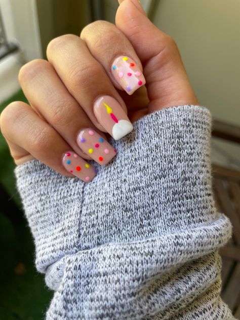 Nail Ideas Birthday Art Designs, Simple Kids Nail Designs, Birthday Cake Nail Art, Birthday Nails Colorful, Fun Birthday Nails Short, First Birthday Nails, Birthday Cake Nails Design, Sprinkle Nail Art, Birthday Nails For Kids